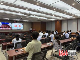 唐山市人民医院专家团队走进中国电信开展健康讲座