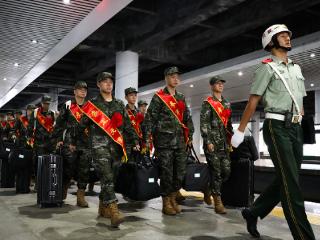 【青春向军营】奔赴强军梦想 武警贵州总队新兵入营启征程