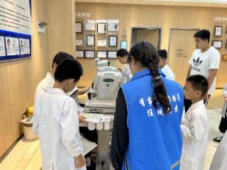 南苑街道狄林社区开展儿童免费视力检查活动
