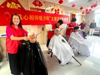 菏泽鲁西新区陈集镇：“爱心义剪”马鹤菊三姐妹的志愿故事