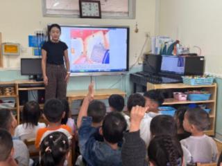 淄博市淄川区实验幼儿园开展“我爱刷牙”健康教育活动