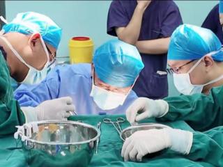 精准医疗 护航生命：济南南郊医院成功实施PEEK材料颅骨修补术