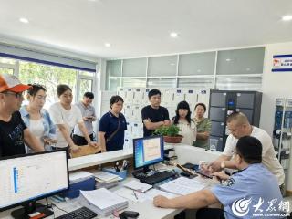 出众?丨侯殿洲：为接报案中心注入“温度”的“诊脉专家”