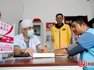 记者走基层｜“小哥医院”，撑起骑手健康保护伞