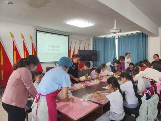 【文化社区】济南市莱芜区凤城街道幸福社区：小小面点师 巧手捏花馍