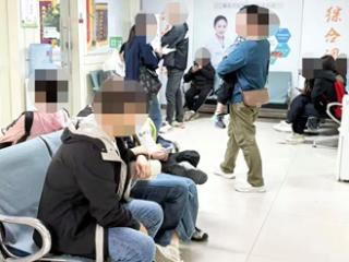 名医携手、秋季护航！直击济南中医白癜风医院专家会诊现场