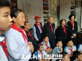 毕节市关工委常务副主任吴学香获全国表彰