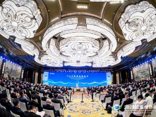 2025欧亚经济论坛在西安盛大开幕 40个国家的政商学界代表共话发展