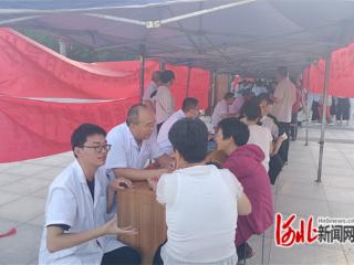 高邑县开展“基本公共卫生服务，我服务你健康”主题宣传活动