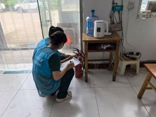 济南市莱芜区凤城街道绿园社区：扎实开展消防安全检查 守护居民生命财产安全
