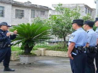 六盘水司法警察驻庭机制筑牢法庭安全防线