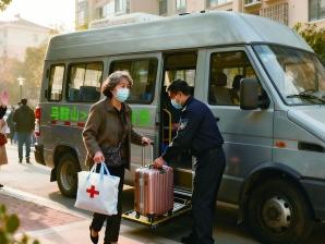 宁马“就医班车”从家门到院门
