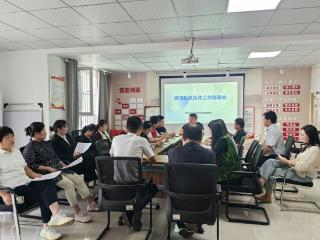 工银安盛人寿聊城中支联合顺河社区开展“金融教育宣传”活动