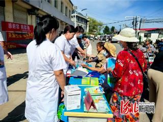 秦皇岛市北戴河新区开展基本公共卫生服务宣传月活动