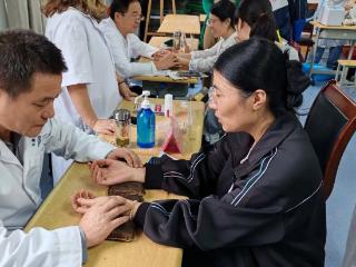 农工党爱心义诊走进临沂八中，助力师生健康生活