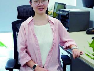 王灿：以笔为犁 深耕“城事”