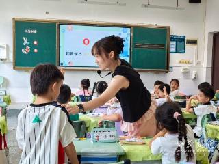 这场示范课活动助力墨小师生“双成长”