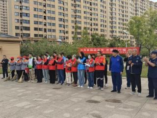 【社志星耀】济南市莱芜区张家洼街道鲁矿西区社区开展“洁净家园迎双节，志愿同行暖人心”志愿服务活动