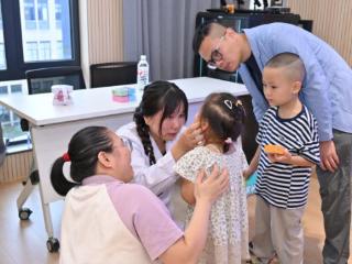 护齿惠民 党群同行 仁和党服爱牙日活动获居民点赞