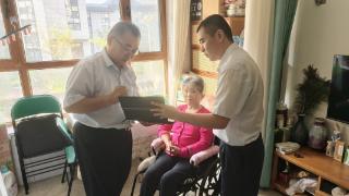 中国银行菏泽康城支行:服务零距离,关爱暖人心 中国银行菏泽康城支行:服务零距离,关爱暖人心