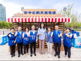 “光明健康生活节”启幕，光明乳业携手郎平共绘健康生活新图景