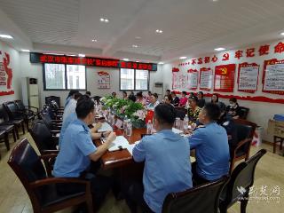 武汉市张家铺学校开展“笛启春晖”警校家座谈会