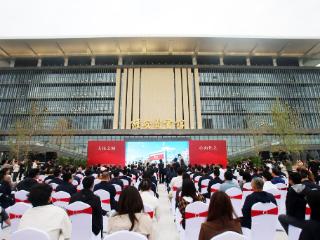 【组图】雄安图书馆长啥样？跟着记者镜头“打卡”城市新地标