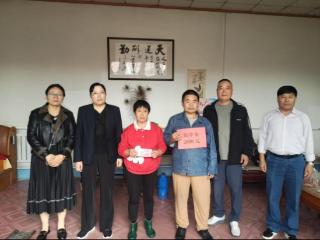 新泰市果都镇：慈善救助金点亮困难学子求学路