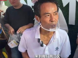 “鸡排哥”李俊永成景德镇文旅新名片：6元鸡排炸出“顶流”，承诺不碰预制菜