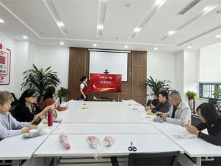 中信银行长春世纪广场支行举办“乐龄读书会”沙龙活动