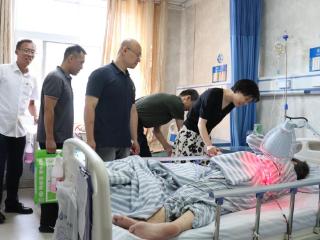 省、市人民检察院事务中心党支部到济南关节外科医院走访慰问