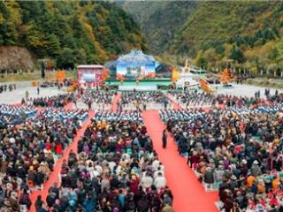 万人火锅香飘彩林 云端咖啡冠绝冰川 黑水五大亮点活动引爆文旅新体验