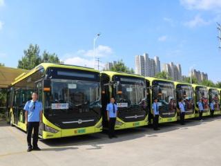 双节同庆 温馨相伴 潍坊市公交集团全力保障国庆中秋假期市民顺畅出行