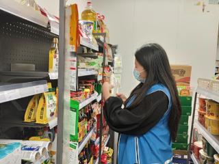 南苑街道孝养城社区开展食品安全专项检查行动