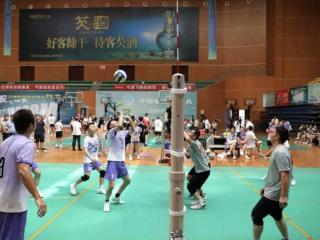 余干农商银行以“党建+文体”促政企联动展农商新貌