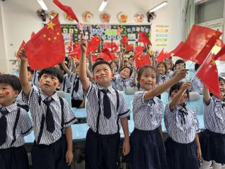 金秋放歌颂祖国，钦村小学“双歌”比赛厚植爱国情怀