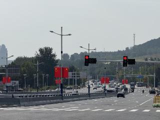 烟台观海路下沉立交全部建成通车，双向十车道提升通行效率