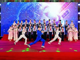 青岛桦川路小学“庆国庆 迎中秋”主题晚会圆满落幕