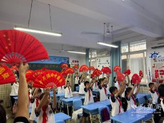 童韵传承，航空路小学师生共筑强国梦