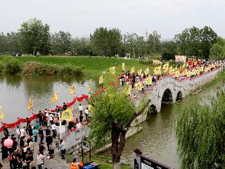寿州古城节日氛围浓
