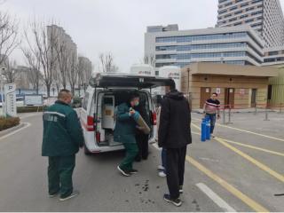 【人文医院】1小时氧气危机：这援手，圆了老人回家梦