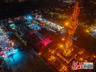组图｜为祖国放歌！唐山南湖广场音乐会致敬山河