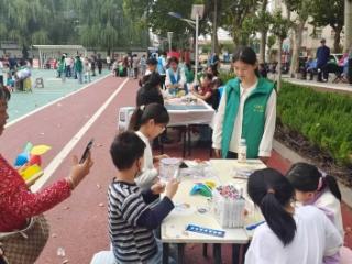 济南市莱芜区凤城街道新甫社区：“绿马甲”闪亮登场 志愿情温暖社区