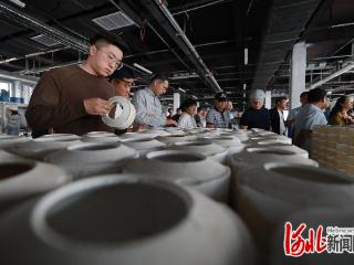 国庆假期首日内丘迎来“人从众”模式