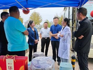 国庆慰问暖人心，致敬最美坚守者——菏泽市中心血站领导班子节日慰问一线工作人员