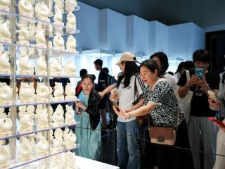 上海美术馆为全年龄段提供全时段、全场景艺术体验