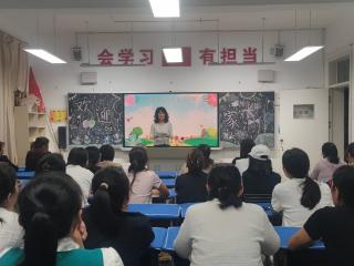 莒南县第三小学召开四至六年级家长会