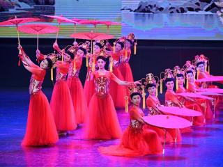 国际杂技盛典闪亮登场