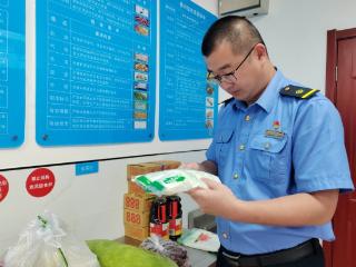 坚守岗位度中秋|安庆行车公寓工长的一天