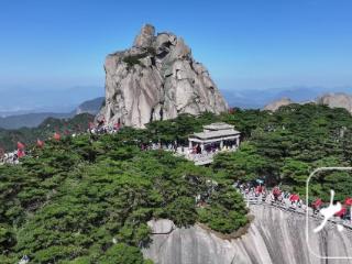 假期安庆古城·倒扒狮历史文化街区接待人数达81.35万人次